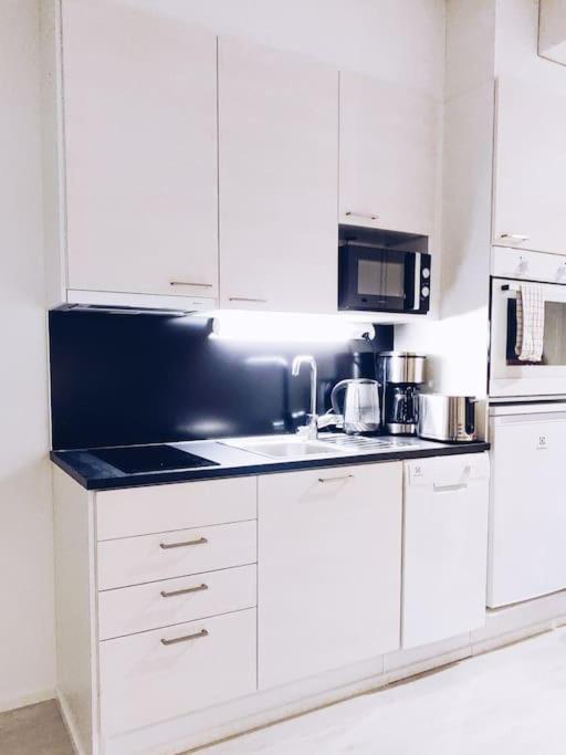New Studio Cherry Near Helsinki Airport In Kivistoe Βάνταα Εξωτερικό φωτογραφία
